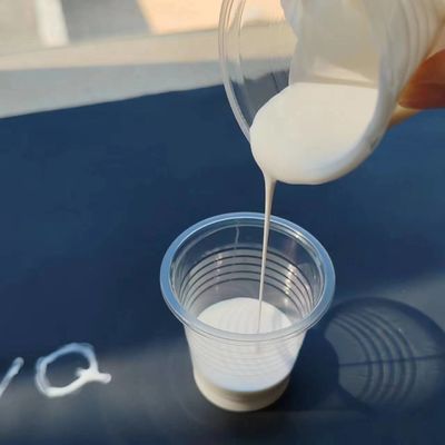 Bom preço. Alta resistência ao desgaste Boa suavidade Emulsão de cera de polietileno para tintas de tintas à base de água on-line