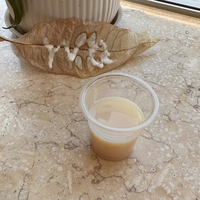 Bom preço. Secagem rápida Excelente resistência à água e brilho Solução de resina acrílica WB de alto desempenho para substrato plástico on-line