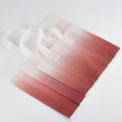 Bom preço. Emulsão de estireno-acrílico à base de água tem excelente renderização de cores e excelente transparência usada para tinta à base de água on-line